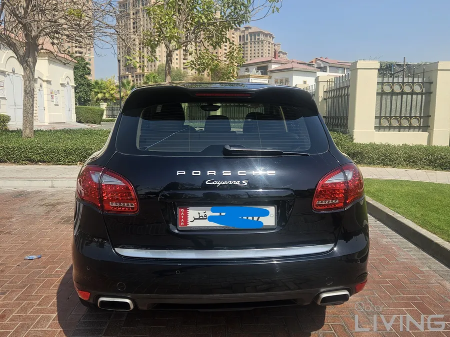 2011 Porsche Cayenne S 