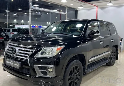 Lexus LX 570 2013