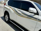 2013 Toyota Prado VX Full Option (Sunroof). Car is well maintained