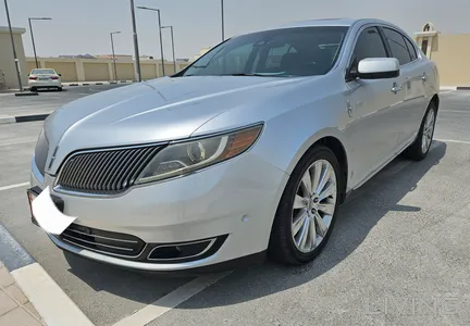 Lincoln MKS  2014