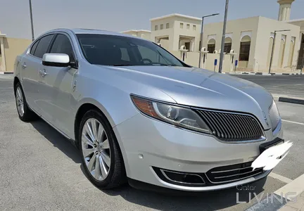Lincoln MKS  2014