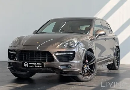 Porsche Cayenne GTS 2014