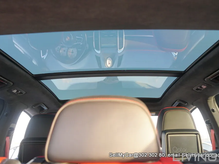  2015 PORSCHE CAYENNE TURBO  + Full-Service Records (Available) with Porsche