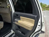 2015 Toyota Sequoia – 5.7L V8 4x4