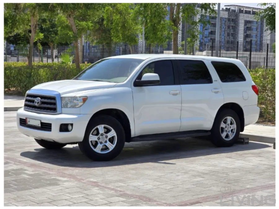 2015 Toyota Sequoia – 5.7L V8 4x4