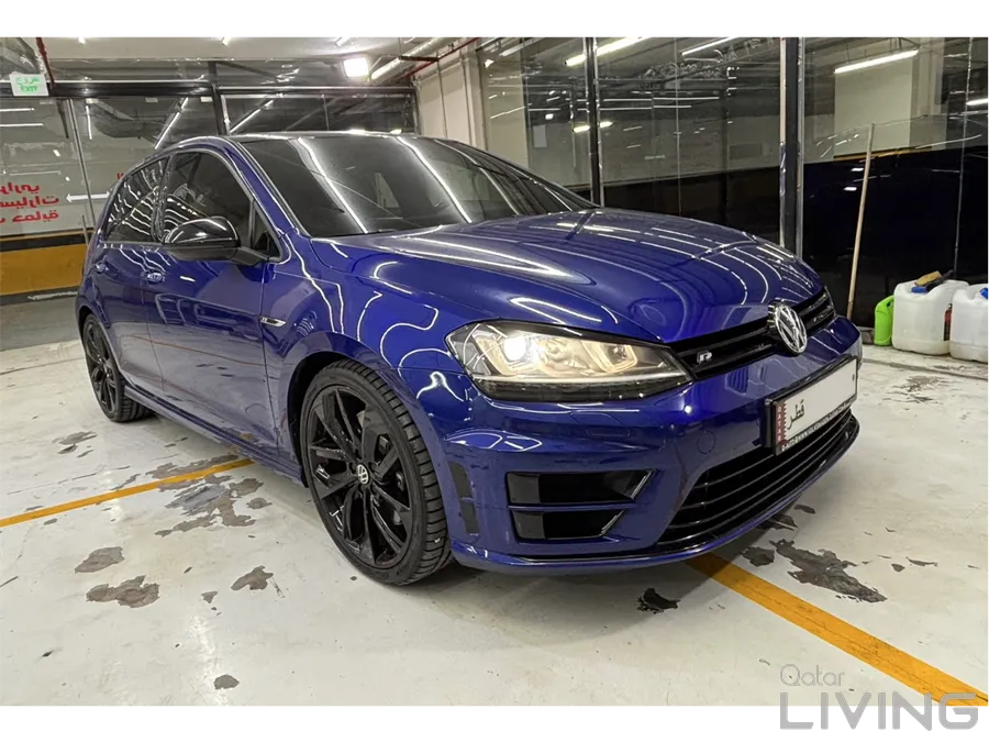 2015 Volkswagen Golf R – Lapiz Blue | 4 door | Immaculate Condition