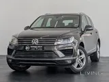 2015 Volkswagen Touareg - Original Paint 