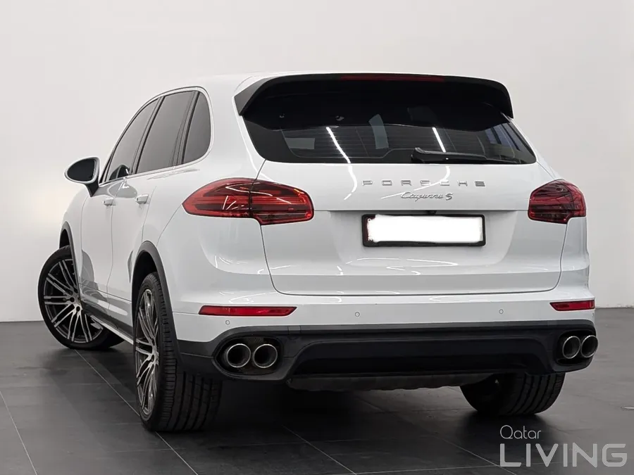 2016 Porsche Cayenne S - Original Paint 