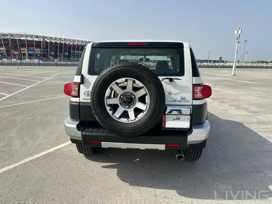 2016 Toyota FJ Cruiser – Full Option with Diff Lock & Android Screen