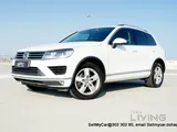  2016 Volkswagen Touareg SEL + Full-Service Records (Available) with V/Wagen 
