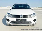  2016 Volkswagen Touareg SEL + Full-Service Records (Available) with V/Wagen 