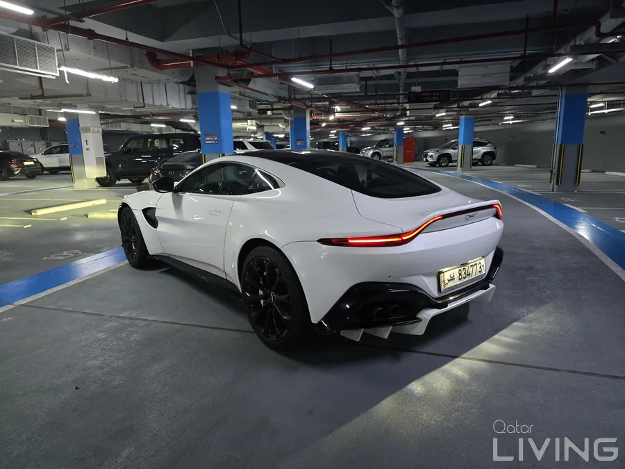 2019 Aston Martin Vantage 