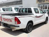 2019 TOYOTA HILUX PETROL 2 X4 