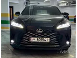 للبيع لكزس ار اكس2023 لون اسود