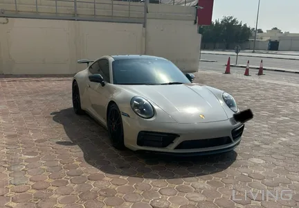 Porsche 911 Carrera GTS 2024