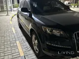 Audi Q7 model 2012 