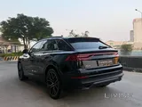 AUDI Q8 S.LINE  V6 2023