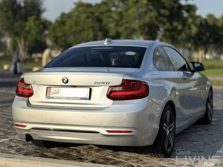 BMW 220i
