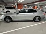 BMW 528i