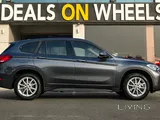BMW X1 20i. Model 2022.
