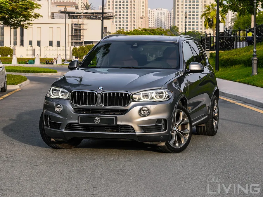 BMW X5 v8