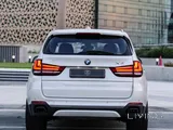 BMW X5 v8