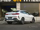BMW X6 40i. Model 2022. 