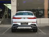 BMW X6 40i. Model 2022. 