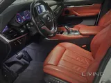 BMW X6 / V6 HIGH OPTION LOW KM Big screen