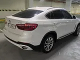 BMW X6 / V6 HIGH OPTION LOW KM Big screen