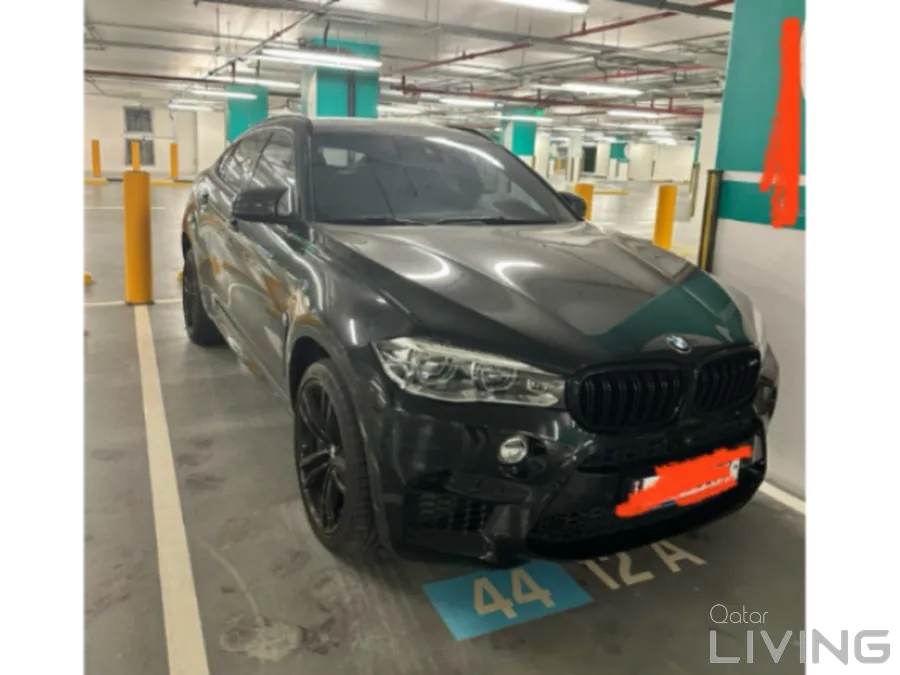 Bmw x6m 2018 Black Edition 575 HP