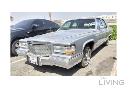 Cadillac Brougham  1990