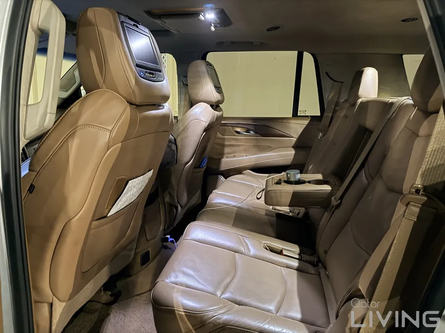 Cadillac Escalade Premium