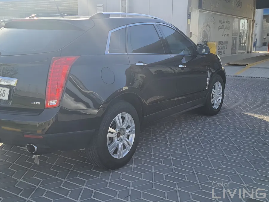 Cadillac SRX – 2012 Model for Sale, A luxurious ride with unmatched comfort.