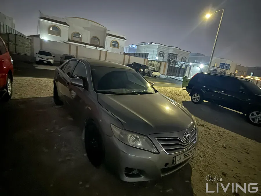 CAMRY 2010