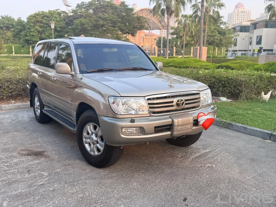 Canary corolla like great condition car cruiser v6 even 800km run no problem