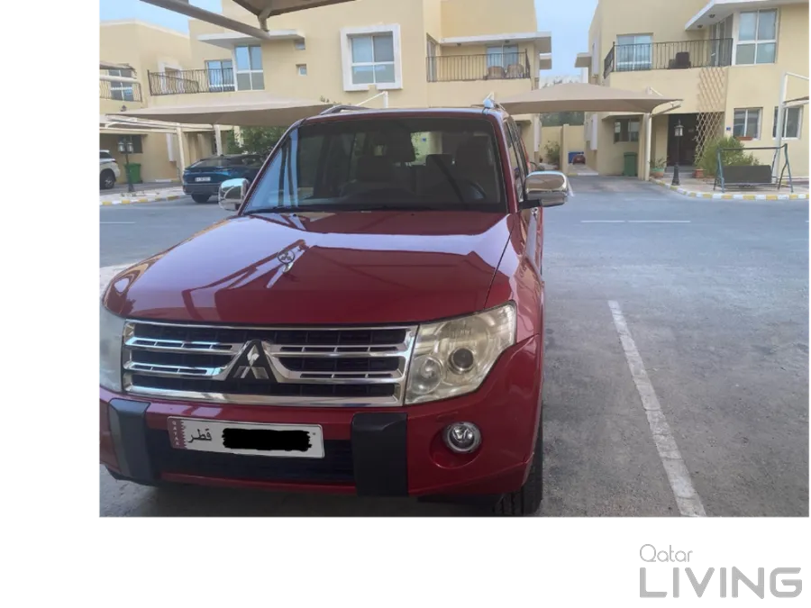 Car for sale Mitsubishi Pajero model 2010, first owner,