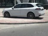 Cayenne GTS V6 440 Hp with Porsche warranty