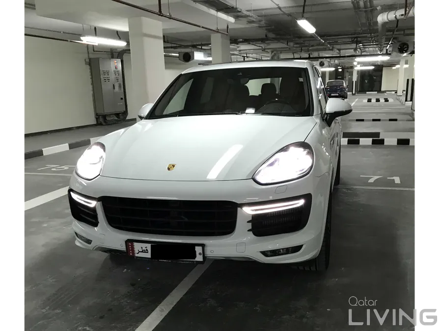 Cayenne GTS V6 440 Hp with Porsche warranty
