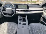Chery Arrizo 8  - Super Hybrid   / 1.5 L Turbo 