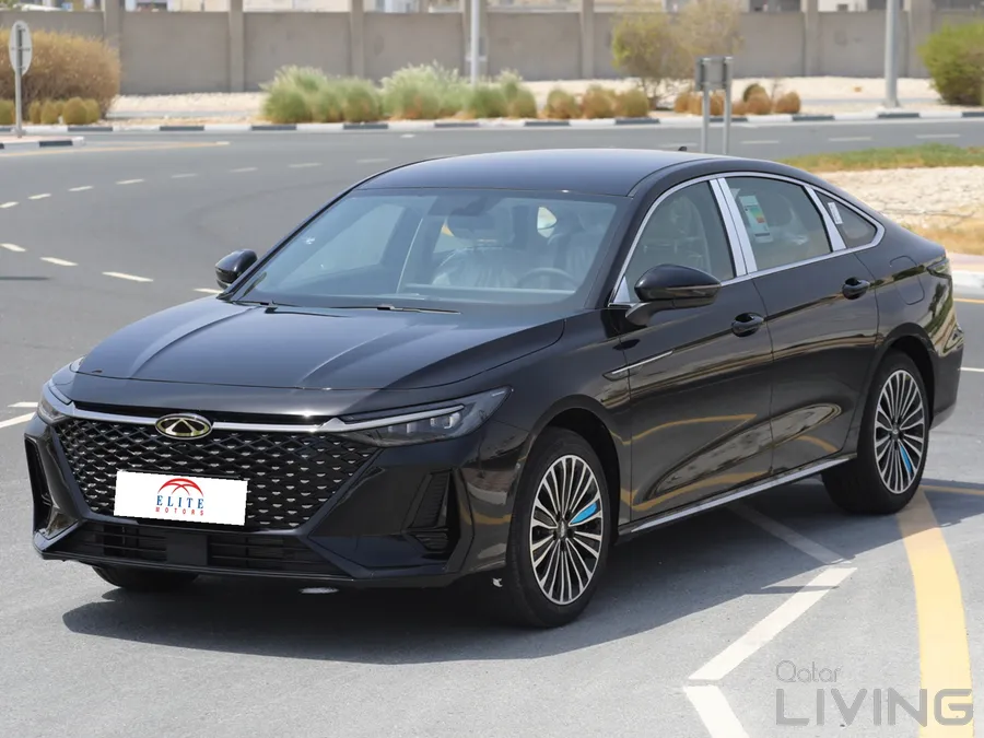 Chery Arrizo 8  - Super Hybrid   / 1.5 L Turbo 