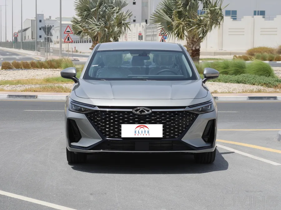Chery Arrizo 8  - Super Hybrid   / 1.5 L Turbo 