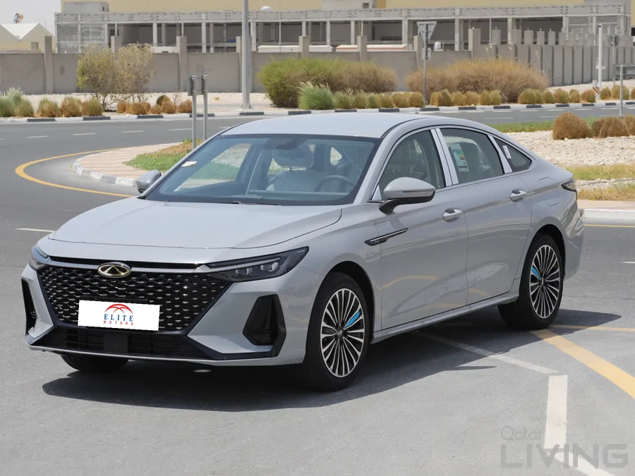 Chery Arrizo 8  - Super Hybrid   / 1.5 L Turbo 
