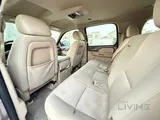 Chevrolet Suburban 2012