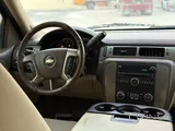Chevrolet Suburban 2012