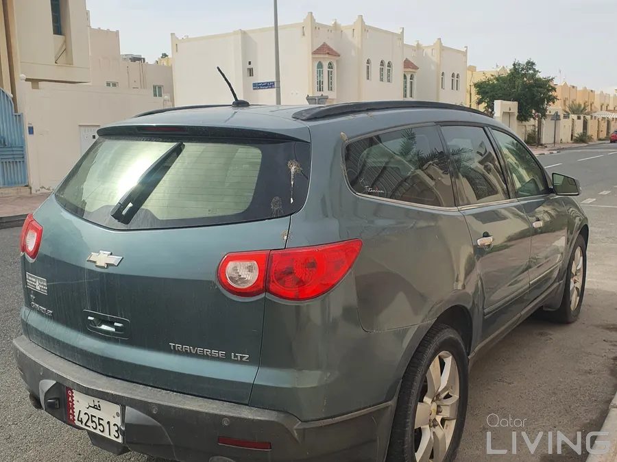 Chevrolet traverse full options 8000 QR