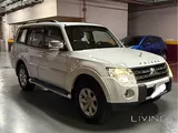 Clean 2010 Mitsubishi Pajero - Low mileage