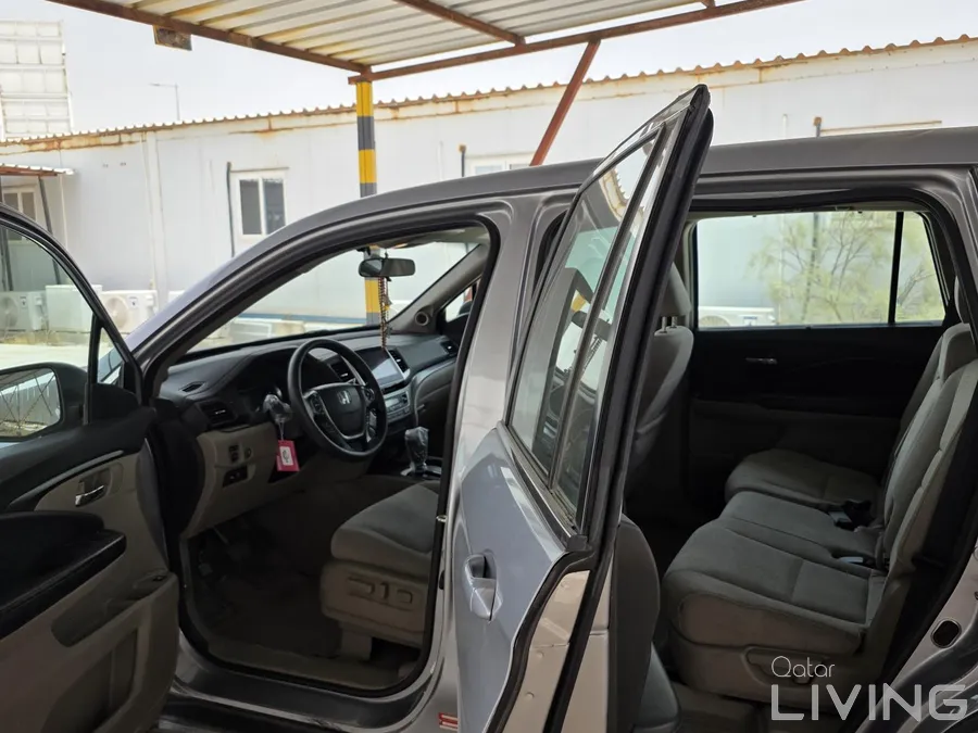 Dealer service up to 150K, rest with Motor Plus garage.No major acci