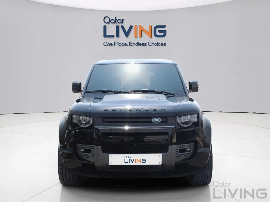 Defender 110 HSE 2023 V6