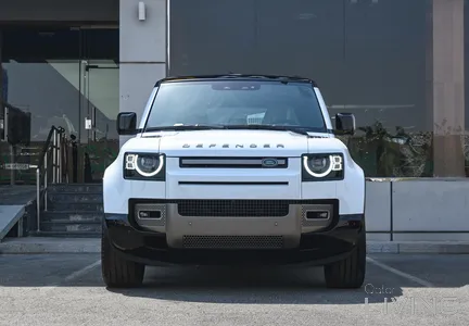 Land Rover Defender X Dynamic 2025